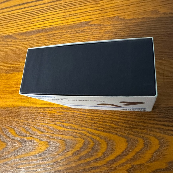 LX-10 Black AI Translator Earbuds - Picture 3 of 4